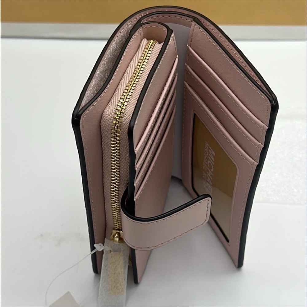 Michael Kors Pink and White Floral Wallet - Picture 10 of 16
